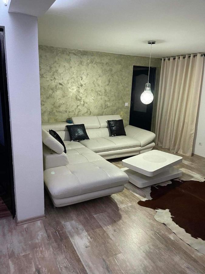 Apartament Ema Bistriţa Exterior foto